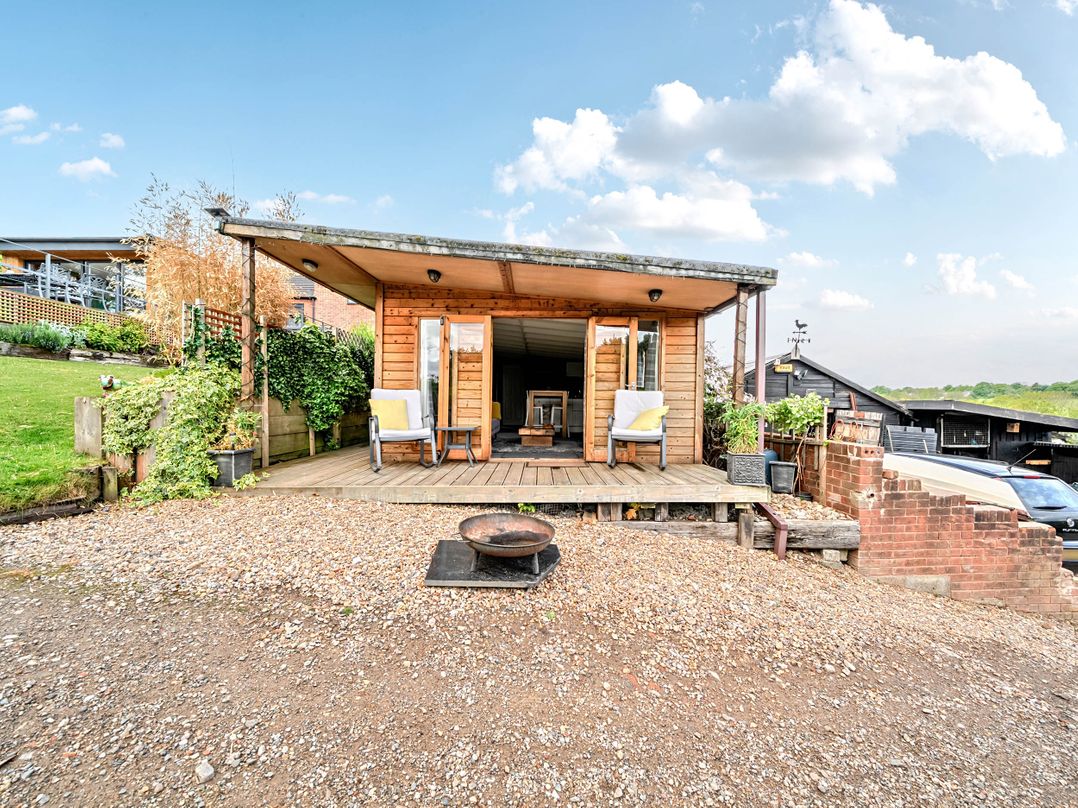 Peaceful Cabin in Skegby -Sleeps2- Fire Pit