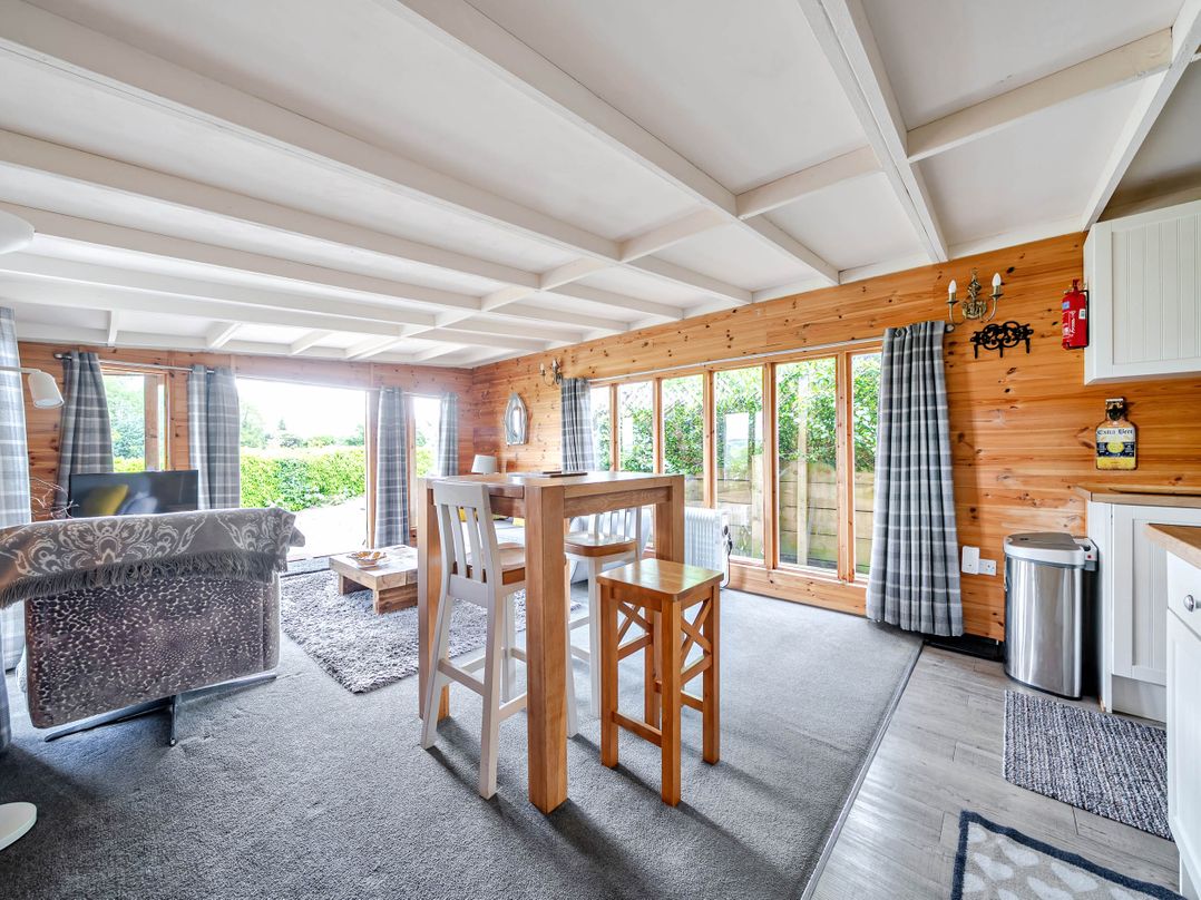 Peaceful Cabin in Skegby -Sleeps2- Fire Pit