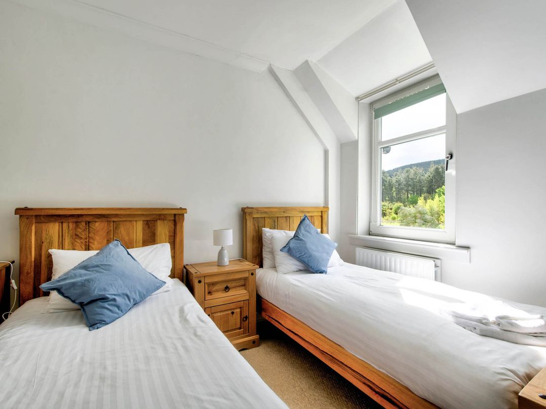 Argyll Farmhouse-Idyllic Setting-Sleeps10