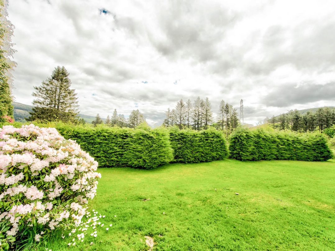 Argyll Farmhouse-Idyllic Setting-Sleeps10