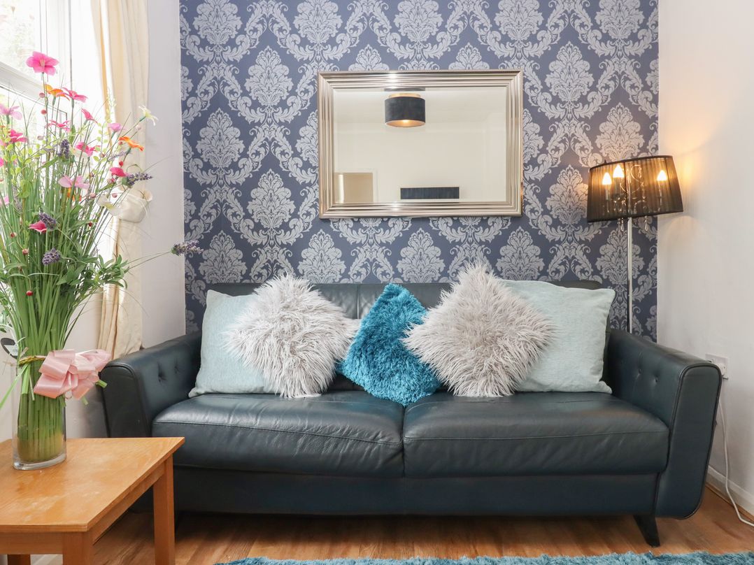 Apartment 4
