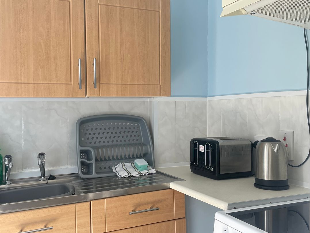 Apartment 6