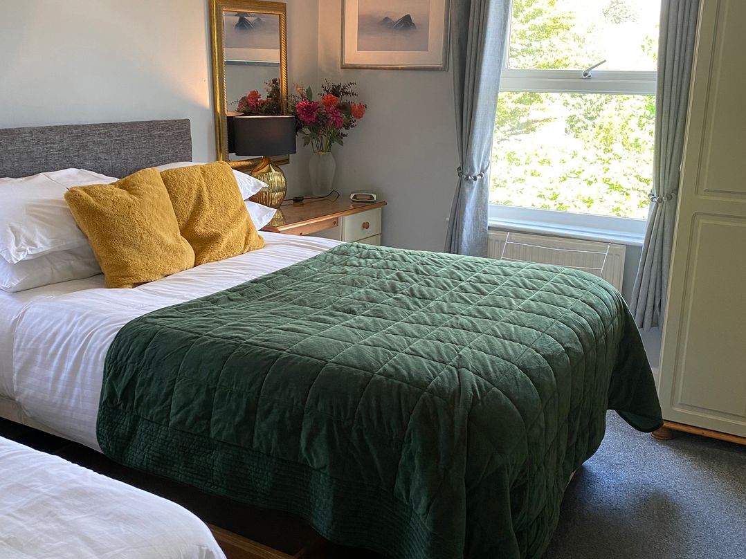 Apartment 9