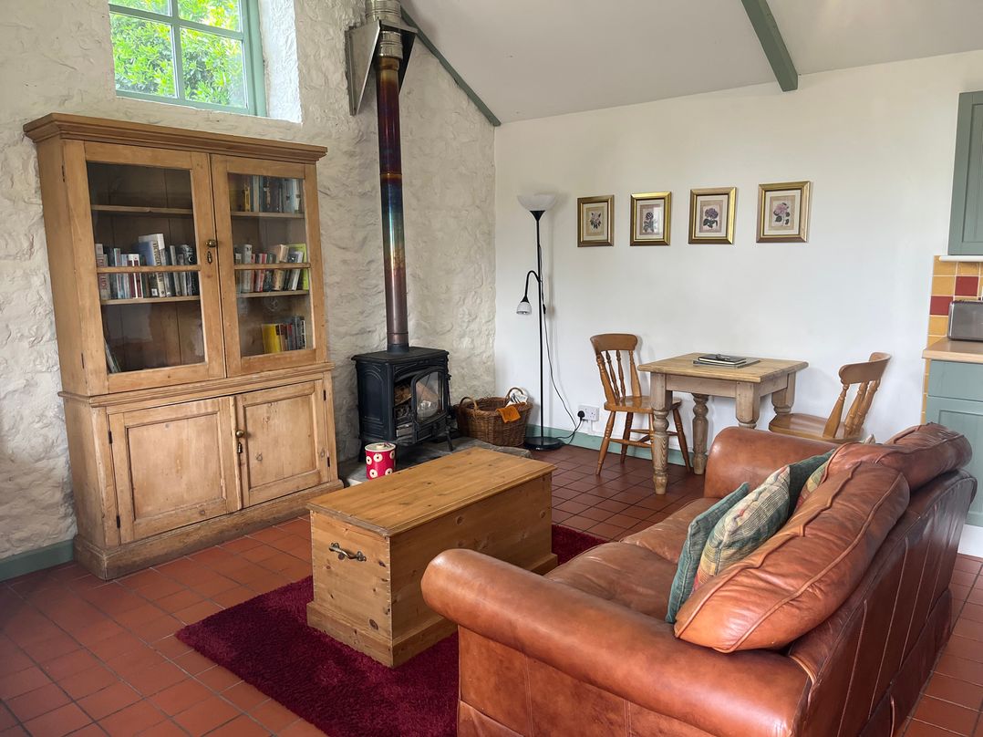 Warbler Cottage
