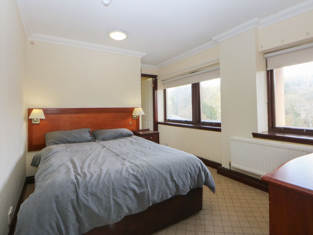Seaview Apartment 5