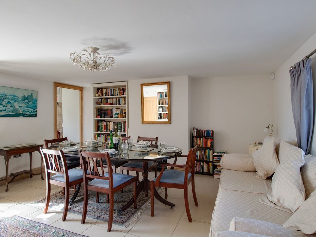 Honeypot Cottage