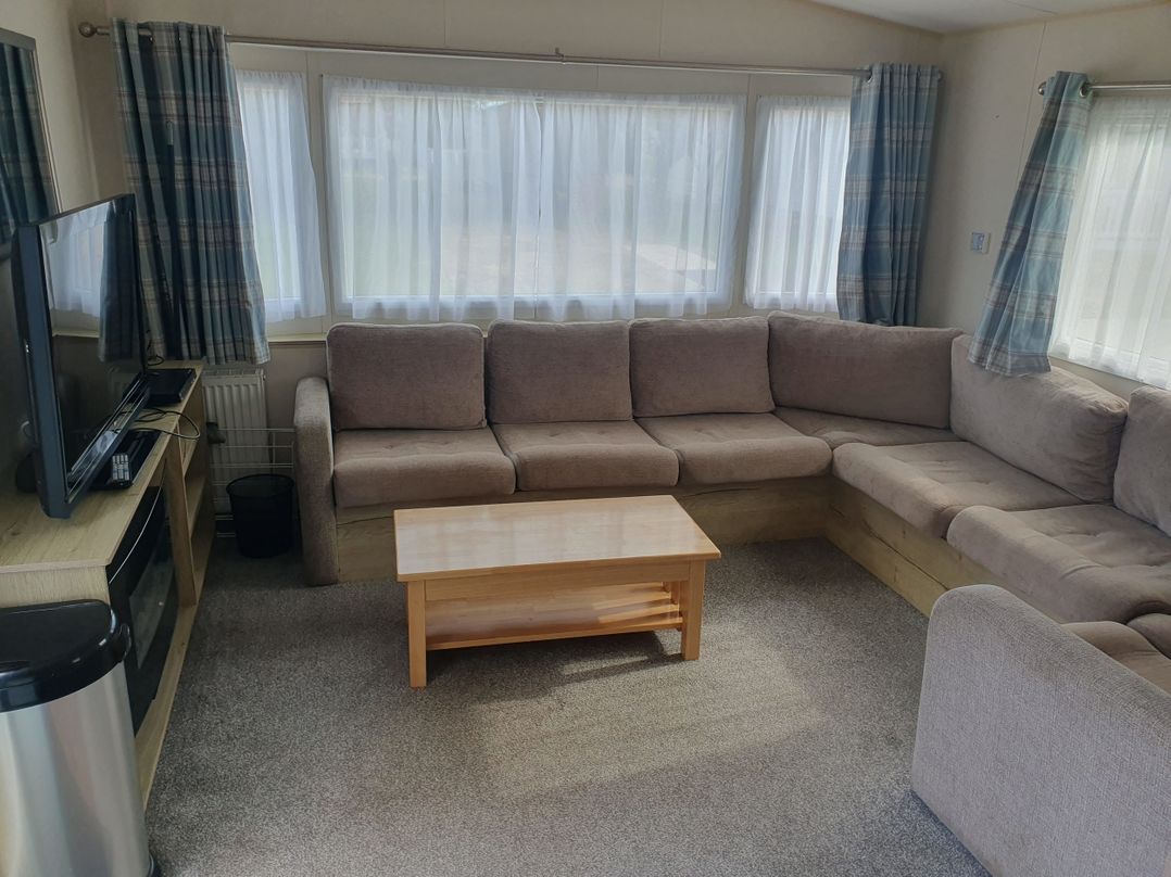 Caravan 325