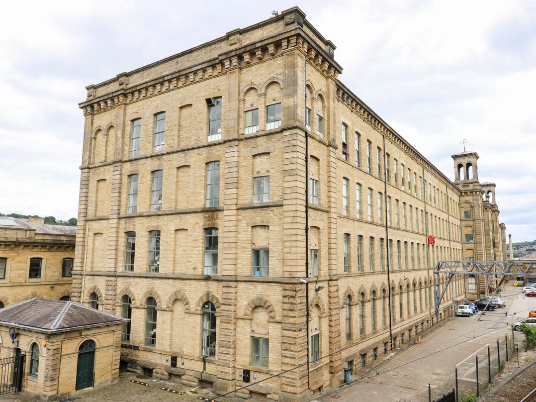 Saltaire House