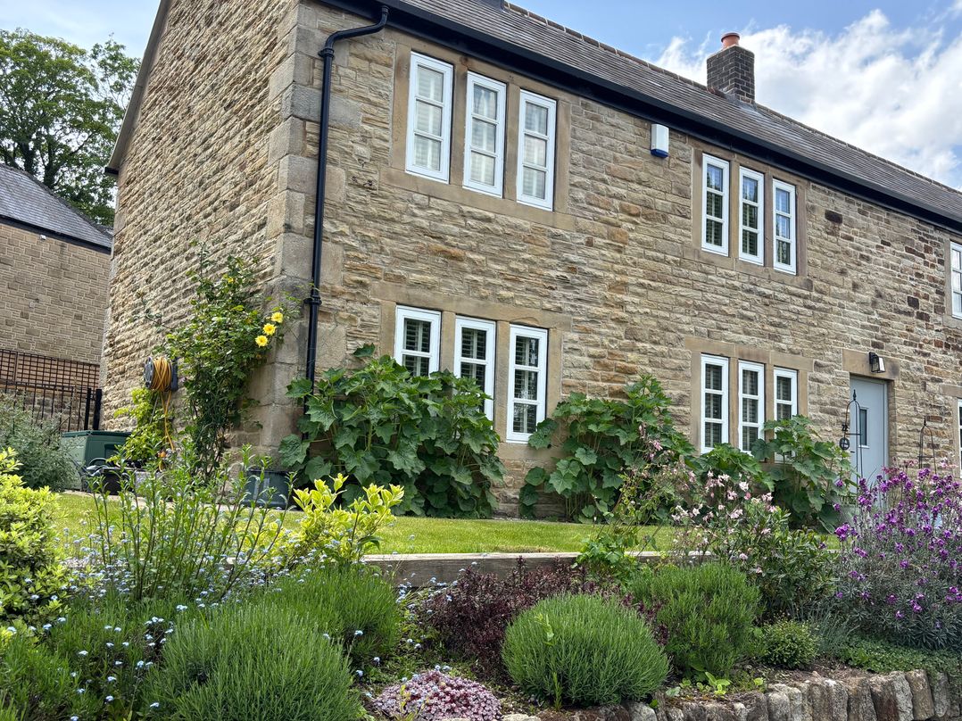 Holly Cottage