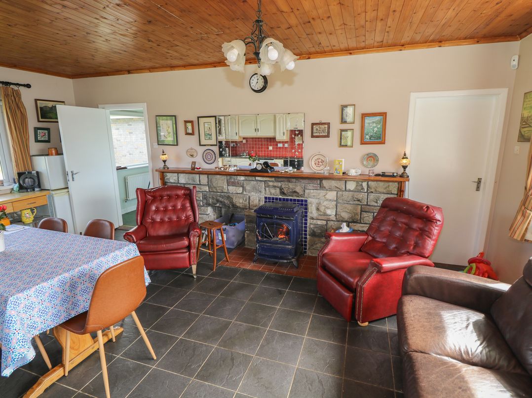 Sweetbriar Lodge