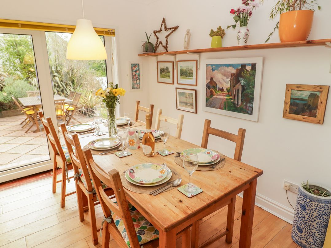 1 Rosemount Garden Villas