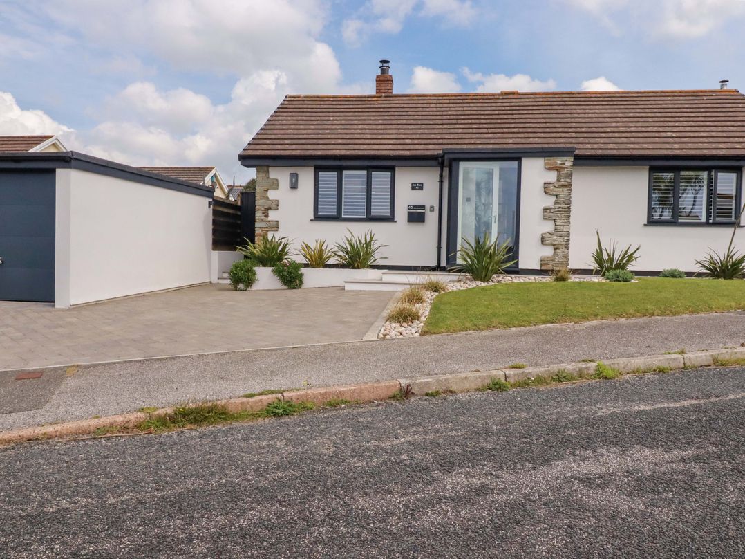 No.45 Whealgolden Drive
