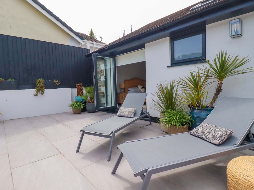 No.45 Whealgolden Drive