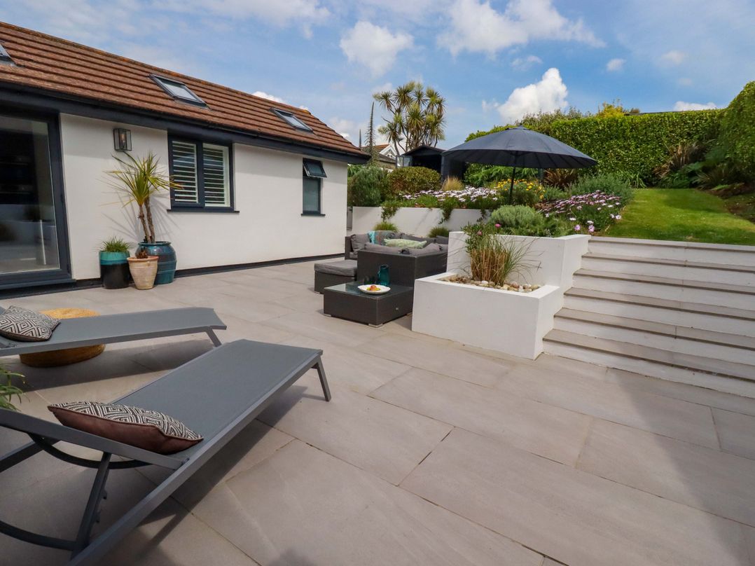 No.45 Whealgolden Drive
