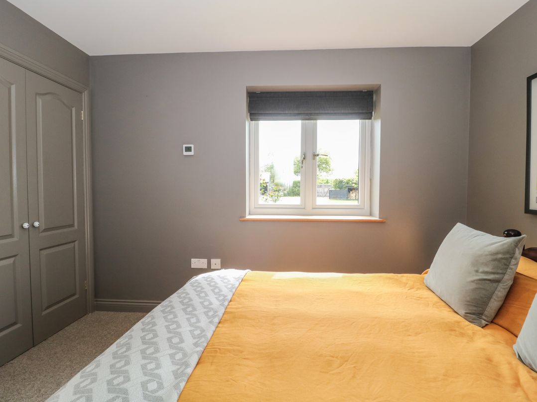 Annex at Barnfield House