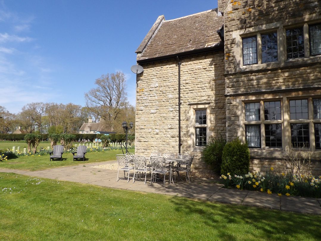 Greenwood Manor