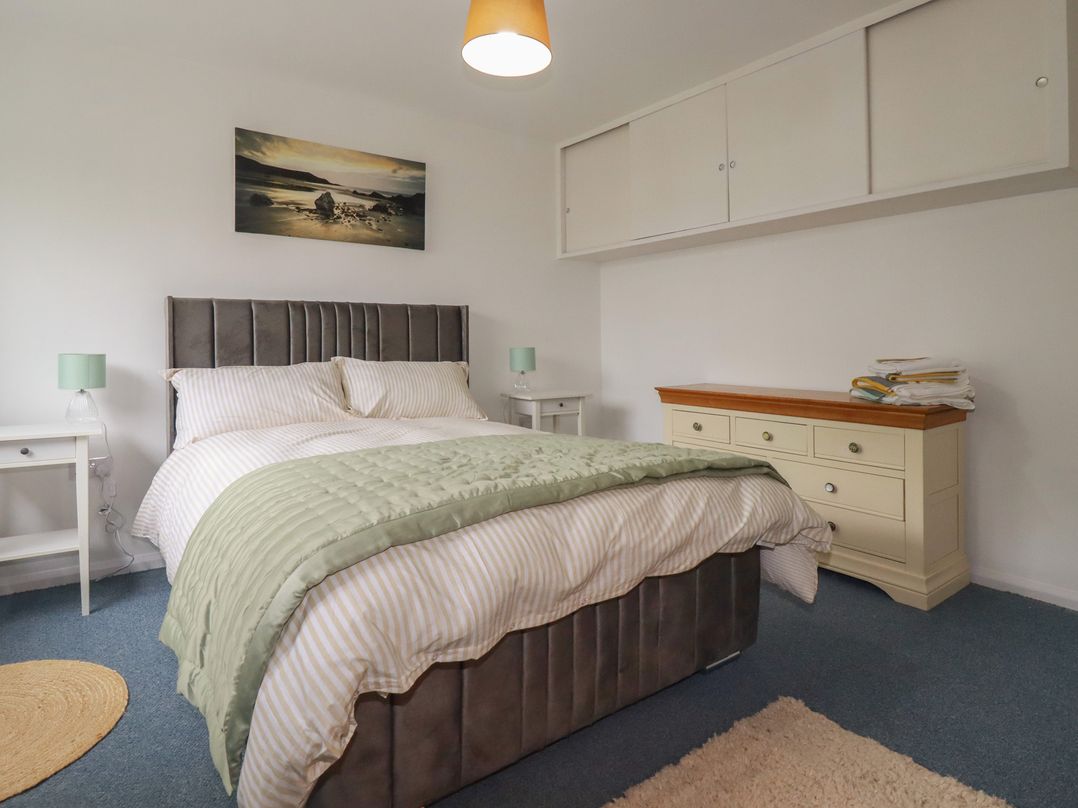 7 Chycoose Parc