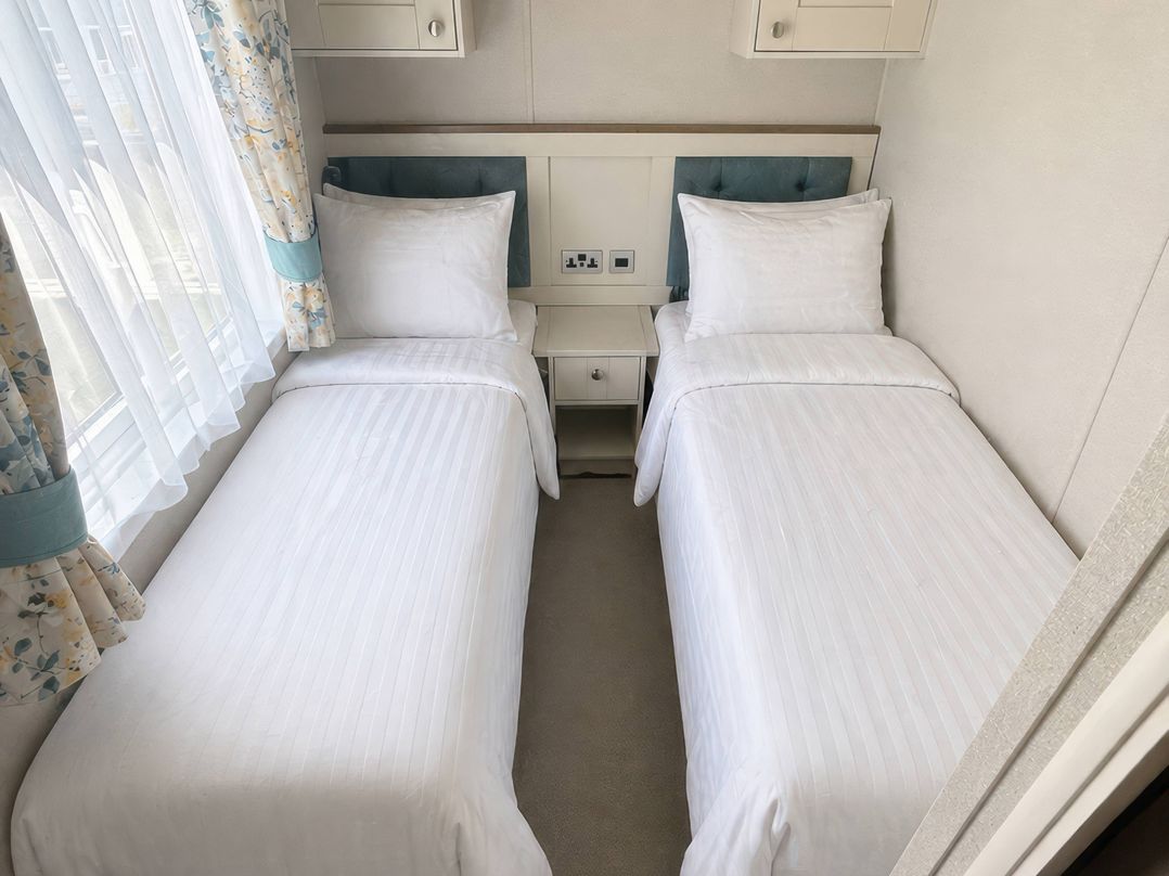 Caravan i35