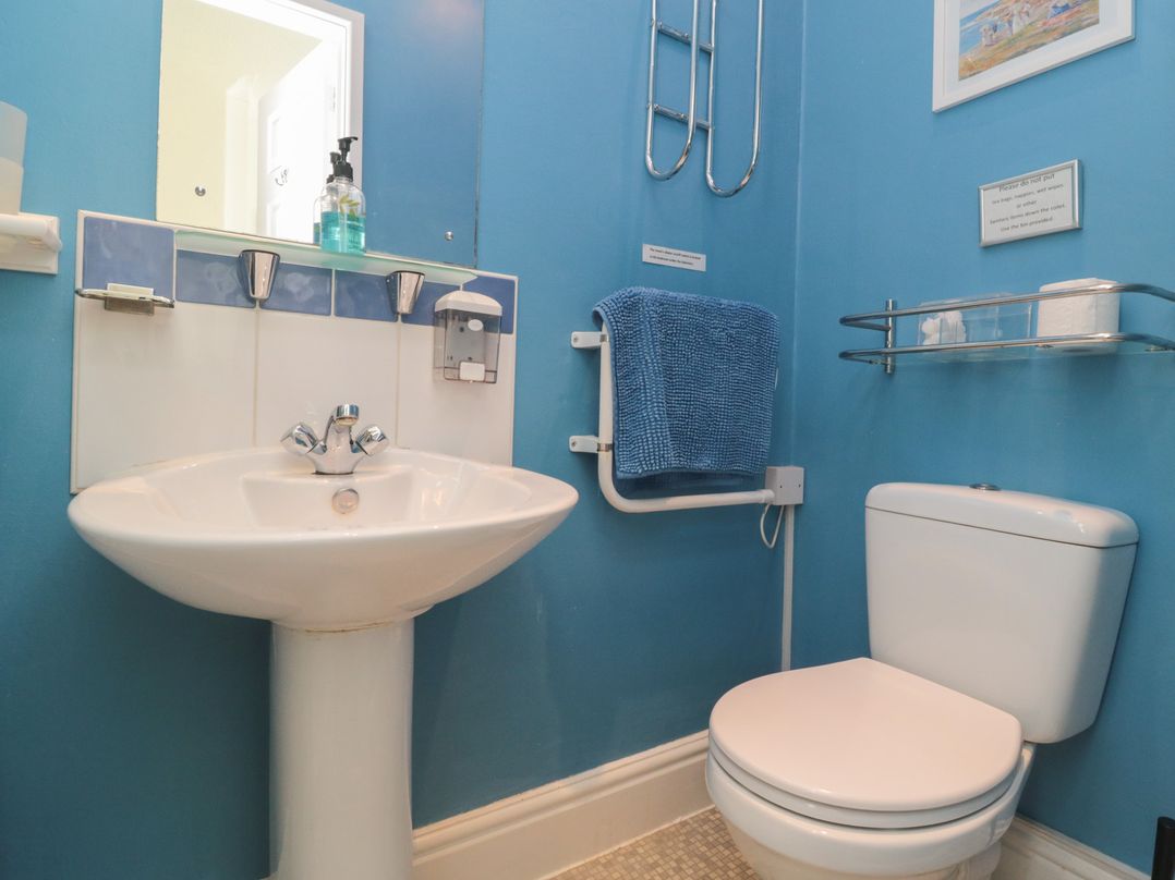 Meltham Guest House