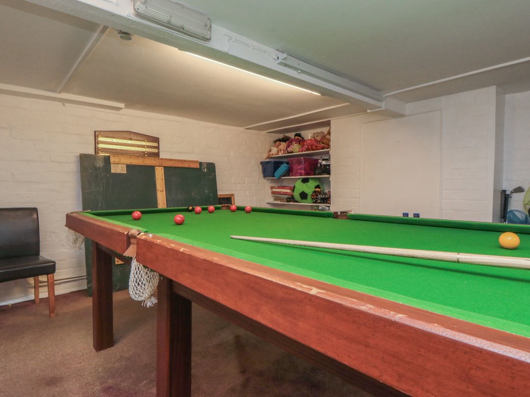 Meltham Guest House