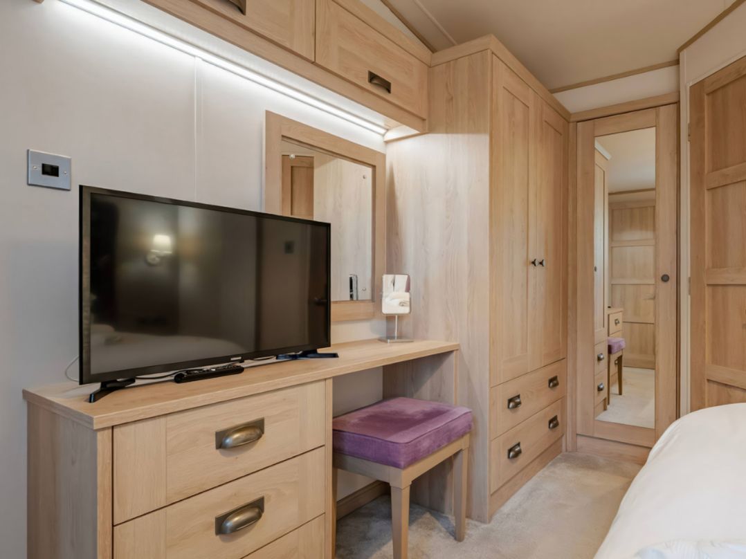 Four Seasons-	 Kelling Heath Holiday Park