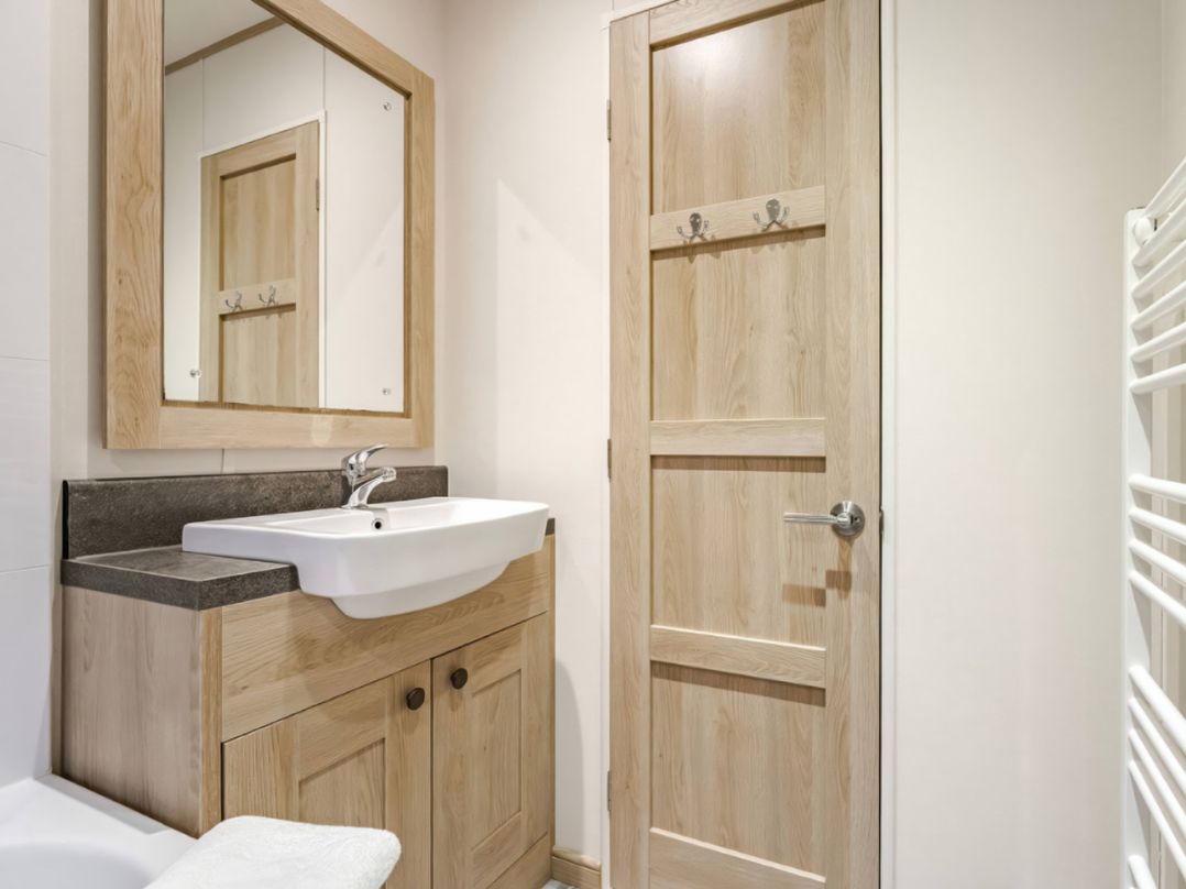 Four Seasons-	 Kelling Heath Holiday Park