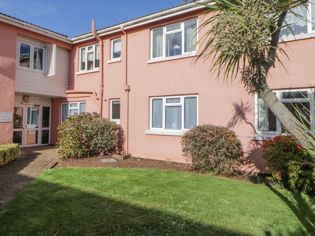 Devon Seaside Apartment