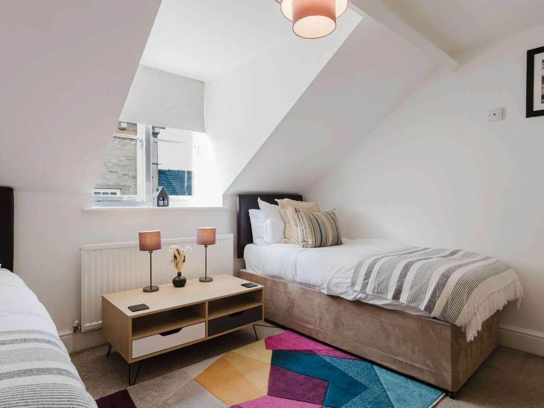 Licatas Apartment Cirencester Cotswolds Sleeps 6