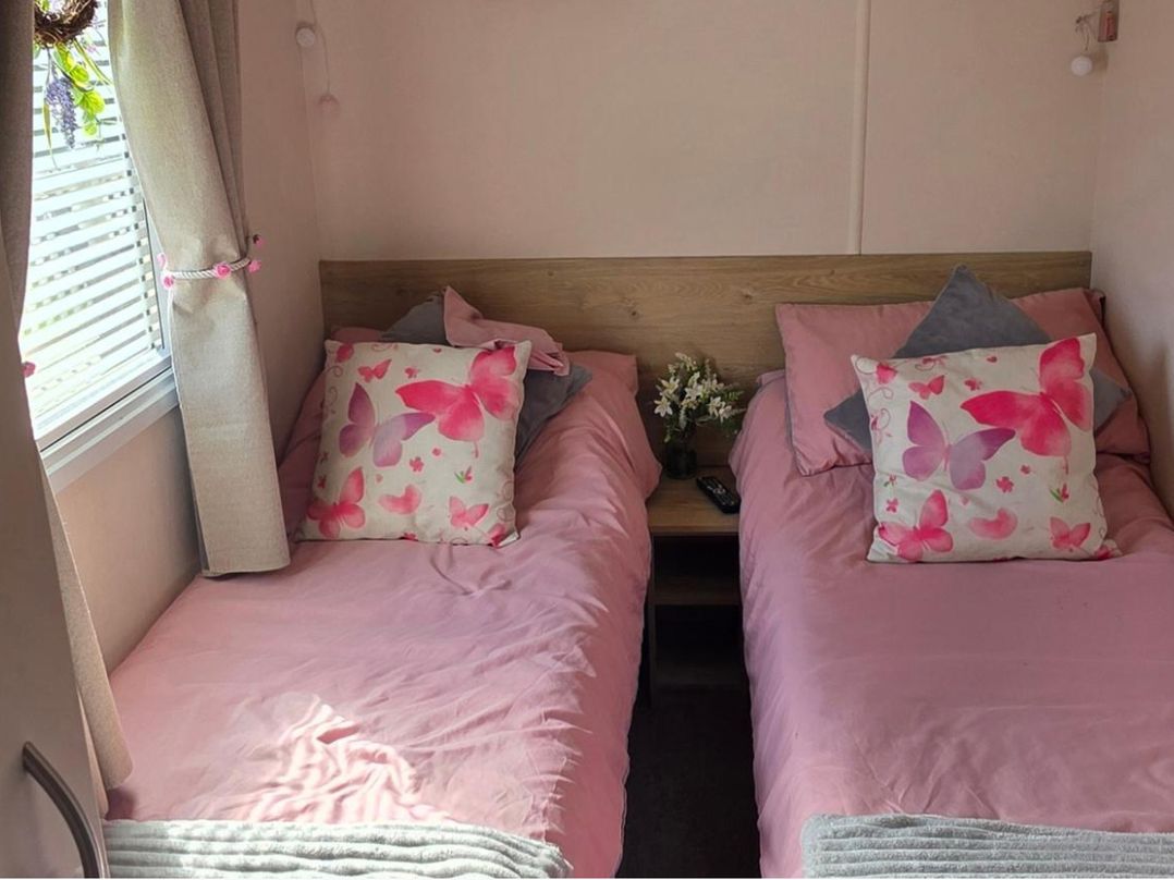 D&T Caravan Hire  Southview Holiday Park Skegness