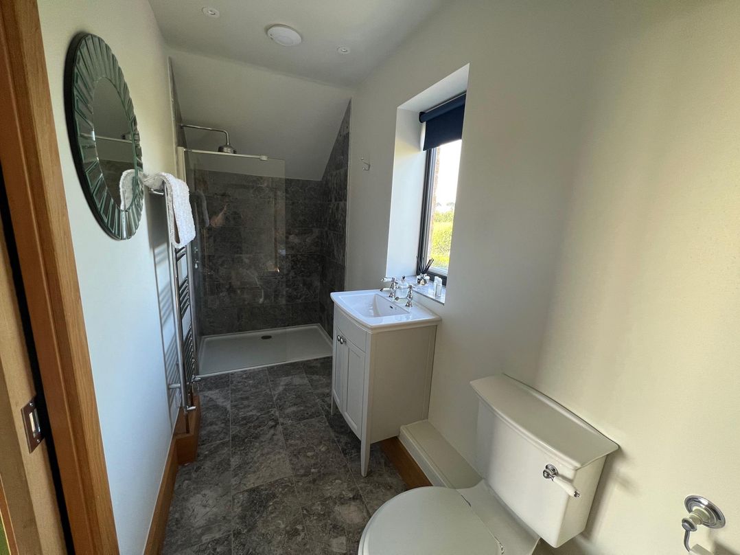2 Guests Studio - Free Parking - Stunning Views