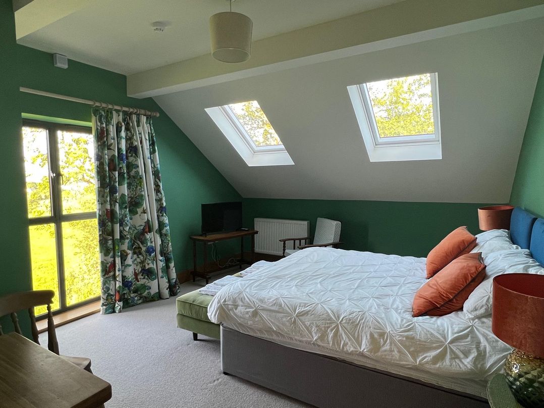 2 Guests Studio - Free Parking - Stunning Views
