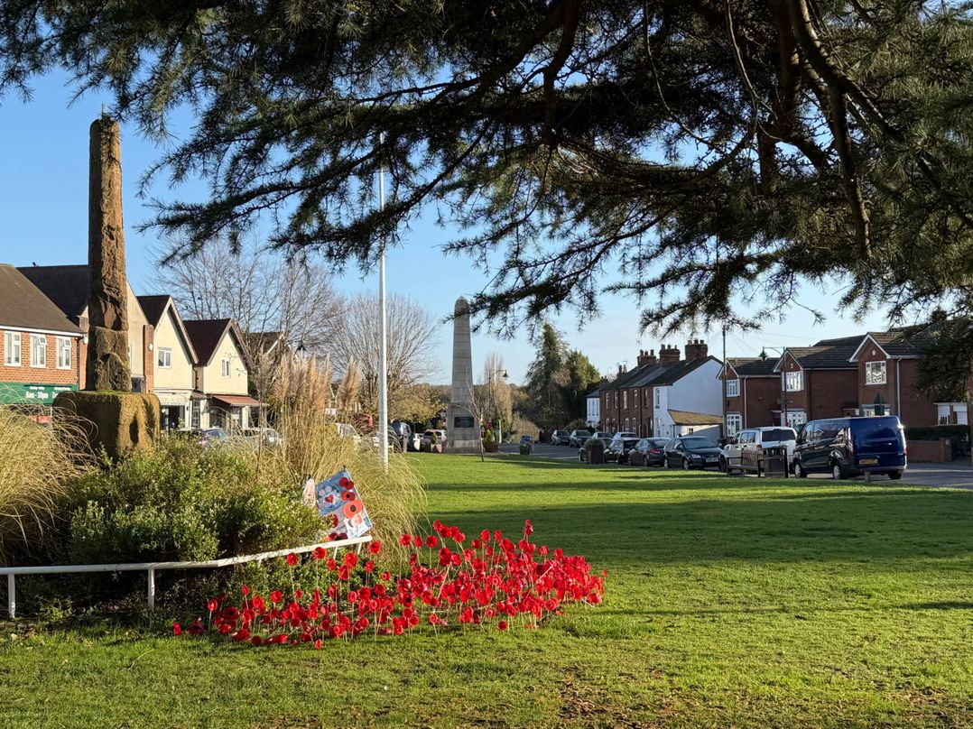 Meriden Apartment - Sleeps 7 - Near Nec, Parking