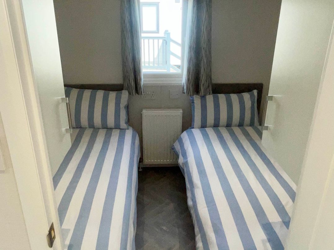 Chalet 4 guests Parking Available