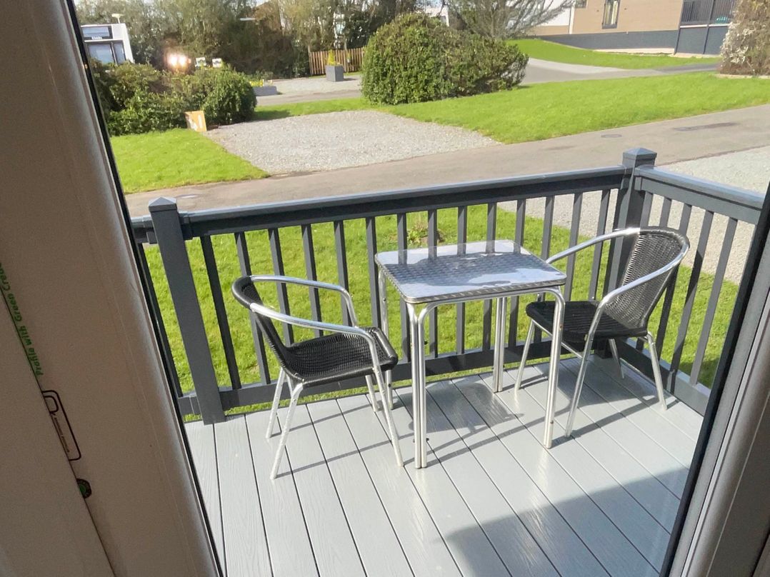 Chalet 4 guests Parking Available