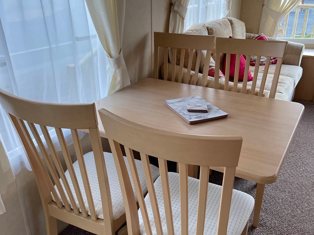 Beautiful 2 Bed Static caravan