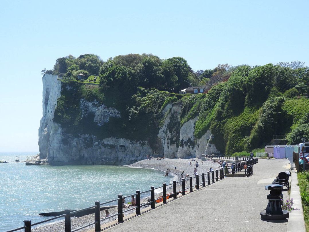 St Margaret's 2 Bed Chalet Sleeps 4 Pets Ok
