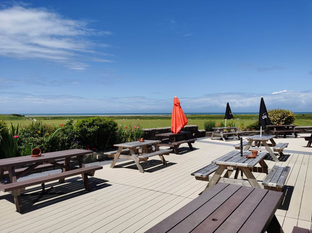 Sea and Mountain view Sunbeach Holiday Snowdonia