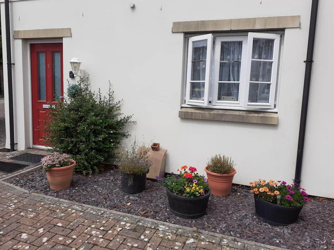 Ground Floor Cornish Retreat Free Parking
