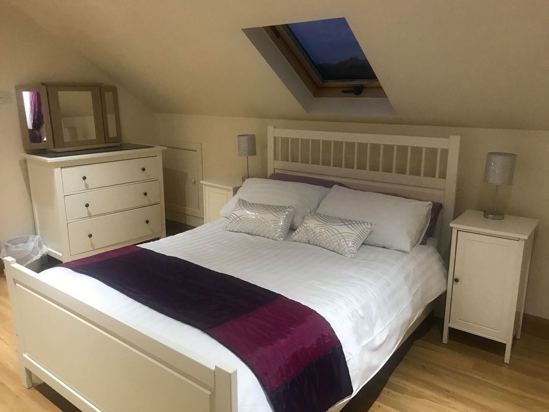 Dungannon 2 Bed Bungalow - Sleeps 5 - Pet Friendly