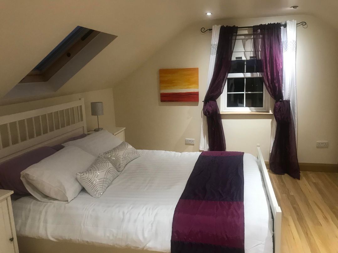 Dungannon 2 Bed Bungalow - Sleeps 5 - Pet Friendly