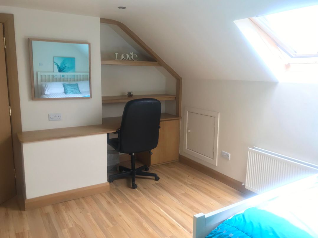 Dungannon 2 Bed Bungalow - Sleeps 5 - Pet Friendly