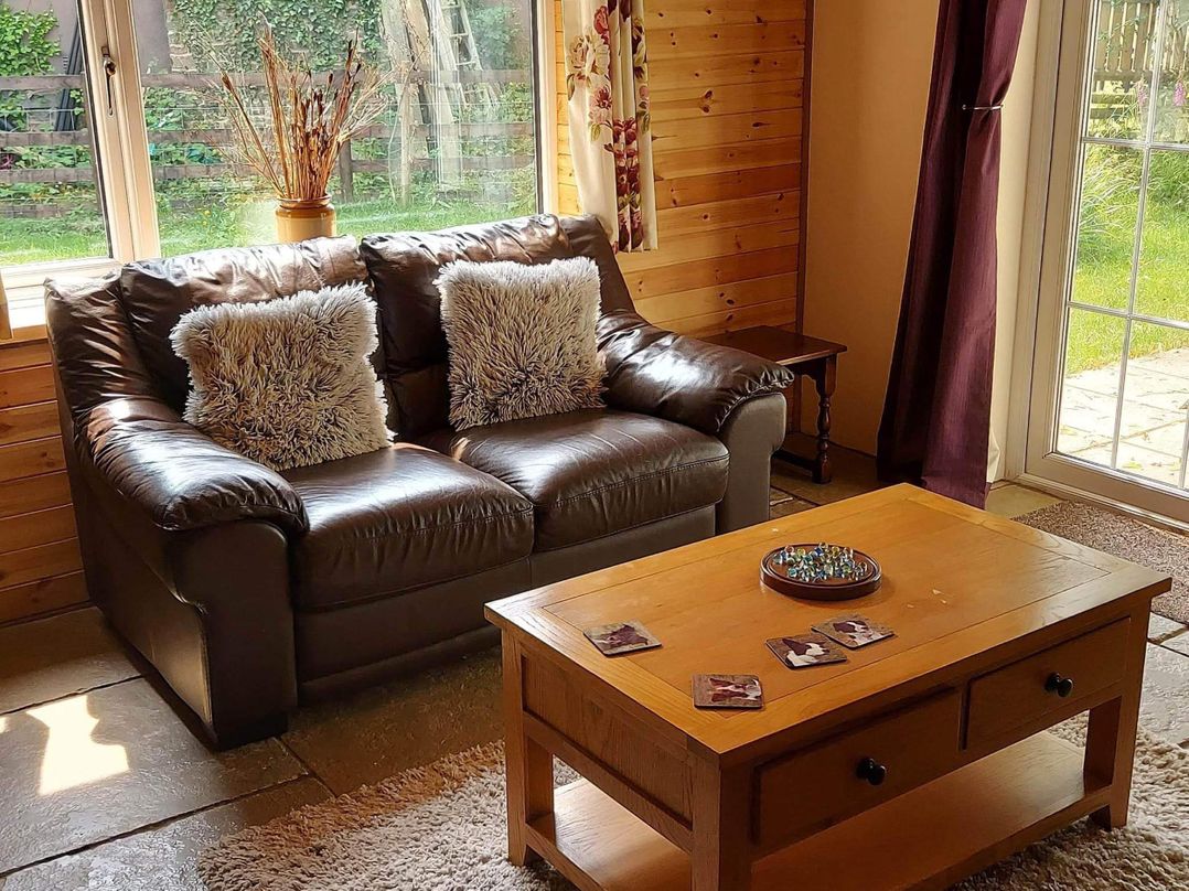 1 Bed Lodge-Sleeps 4-Pet Friendly-Free Parking
