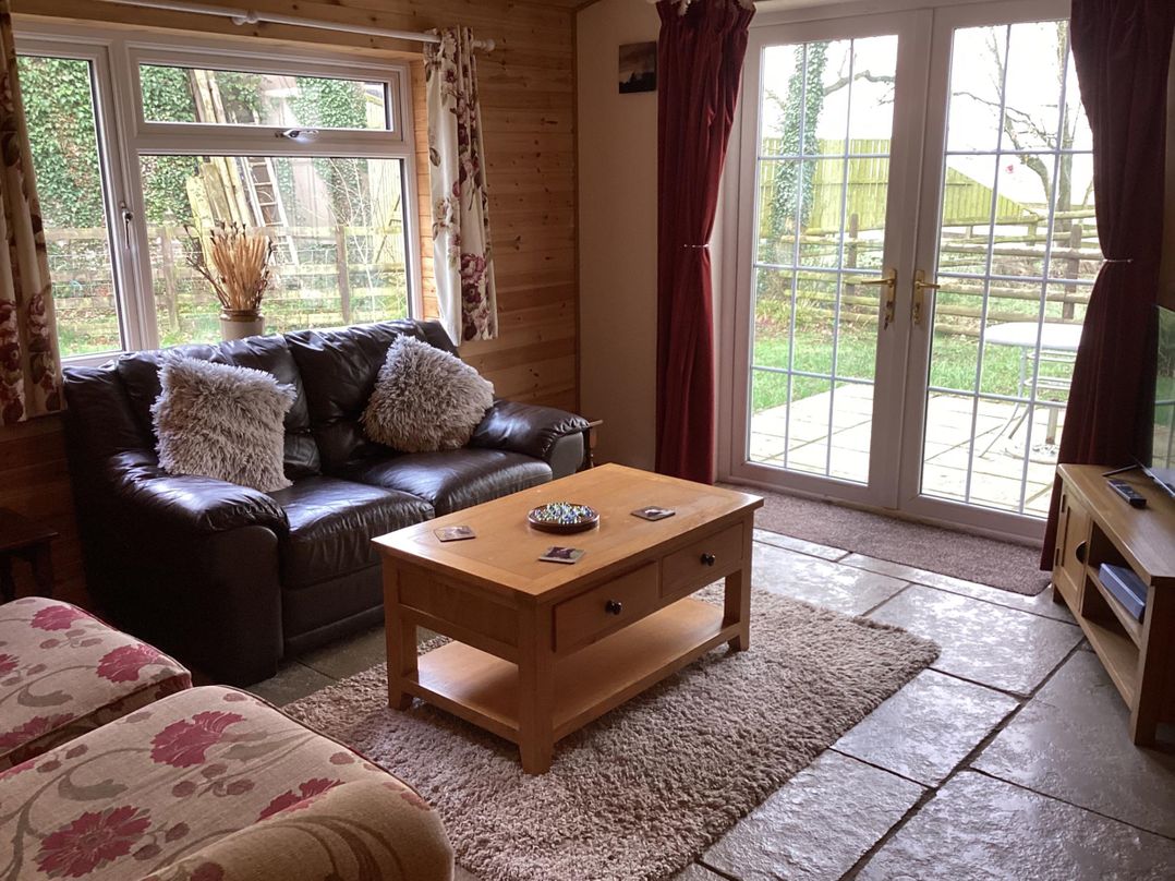 1 Bed Lodge-Sleeps 4-Pet Friendly-Free Parking