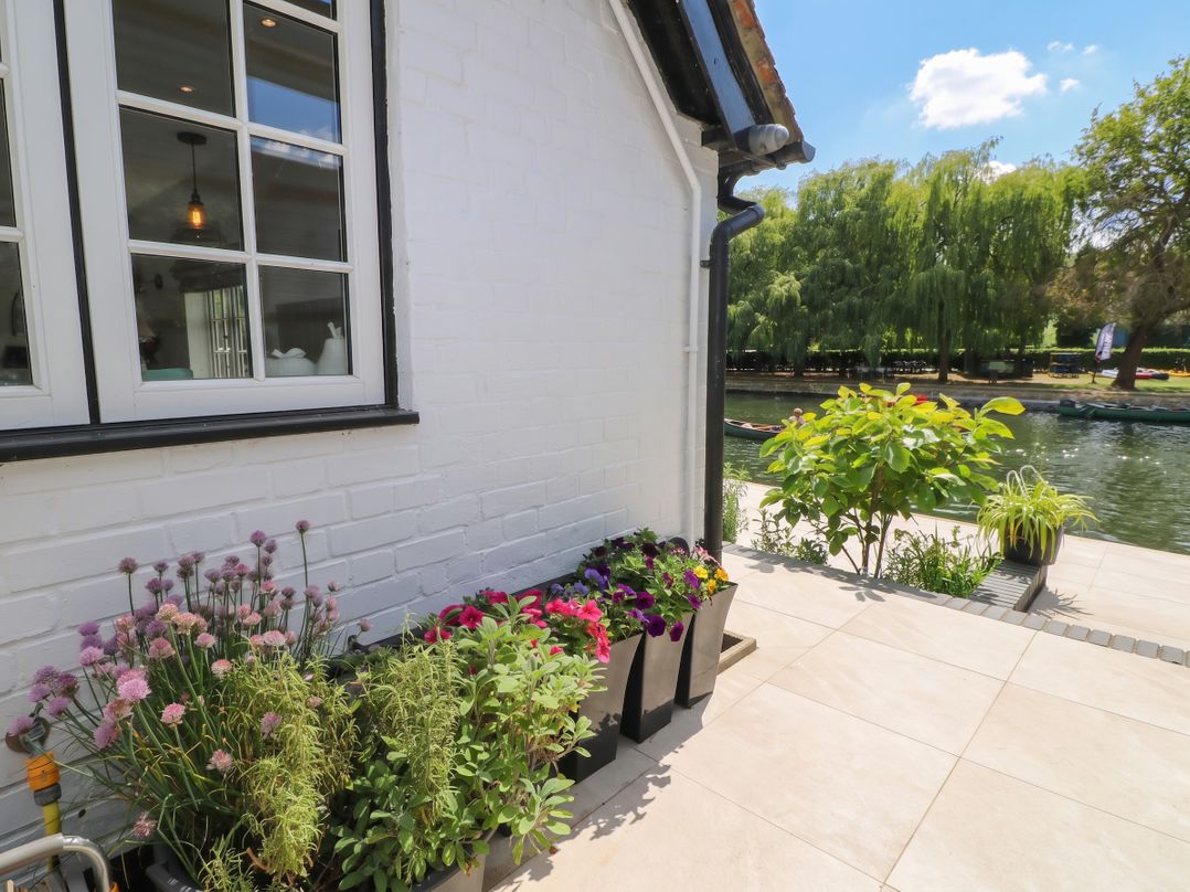 Island Cottage Rod Eyot