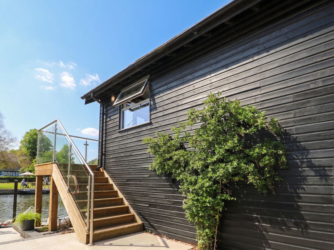 Island Cottage Rod Eyot