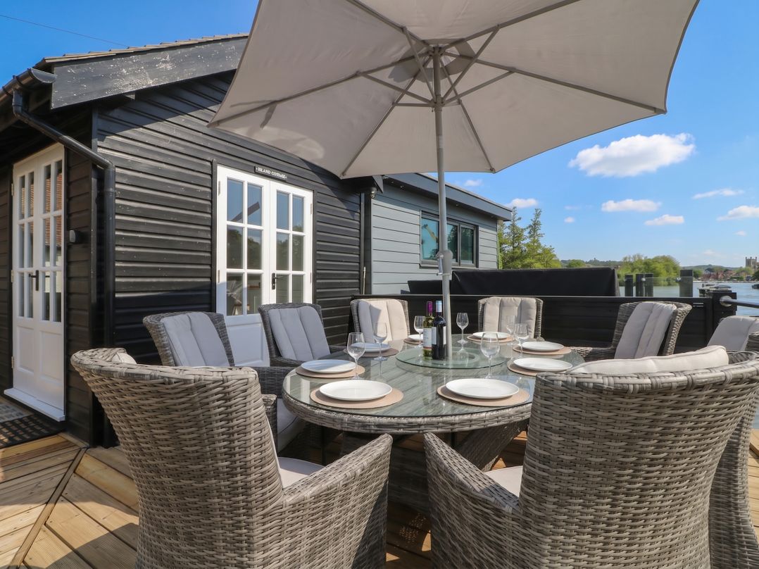 Island Cottage Rod Eyot