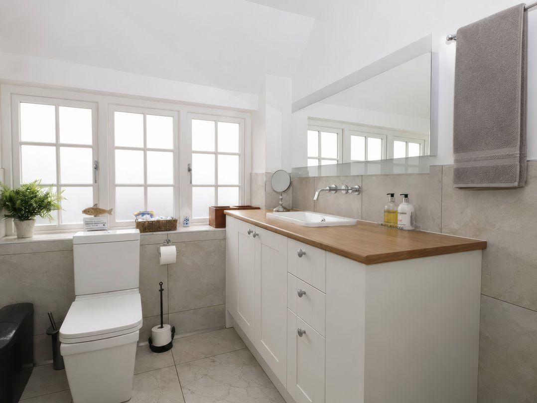 Island Cottage Rod Eyot