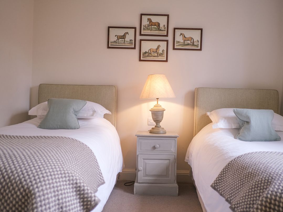 Broomhill Cottage