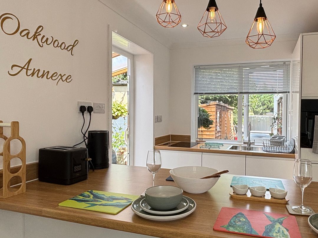 Oakwood Annexe