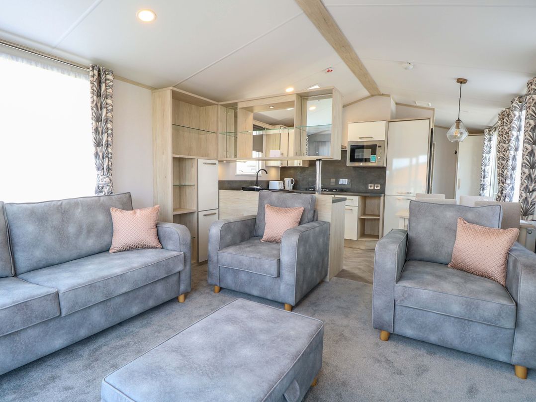 Sandy Shores Retreat